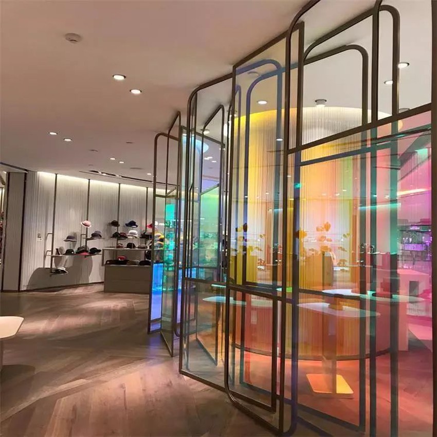 Glass Glass
